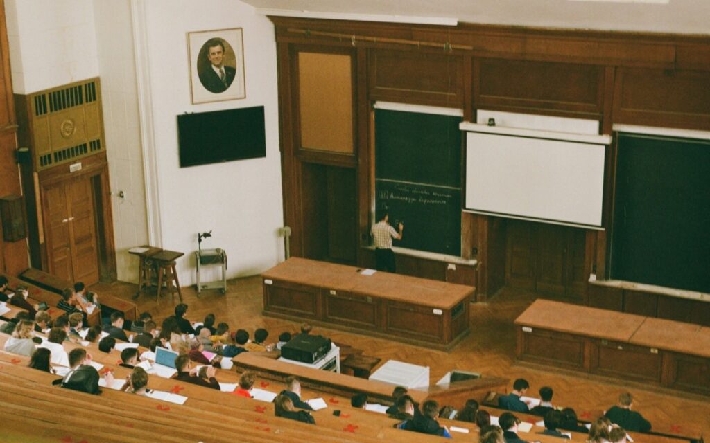 Symbolfoto: Professoren